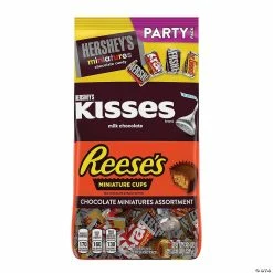Budget 😉 HERSHEY'S, REESE'S, KISSES Milk Chocolate 🍬 Candy Assortment, 35 oz 🔔