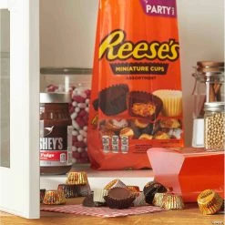 Best deal 🤩 REESE'S Peanut Butter Cups Miniatures 🍬 Candy Assortment, 32.1 oz 👏 -Easter Candy & Chocolate Store reeses peanut butter cups miniatures candy assortment 32 1 oz14273510 a05
